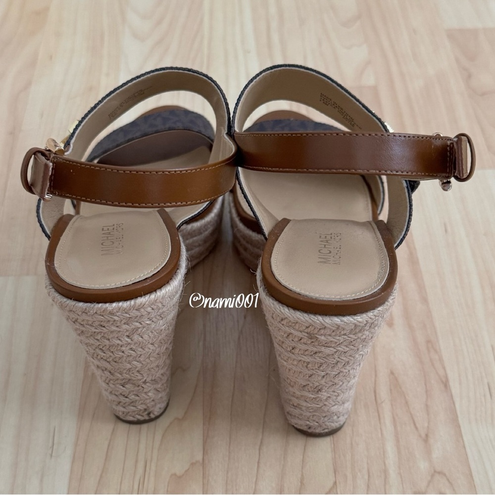MICHAEL Michael Kors Brown Monogram Deanna Wedges Sandals with Logo Straps - Picture 4 of 9